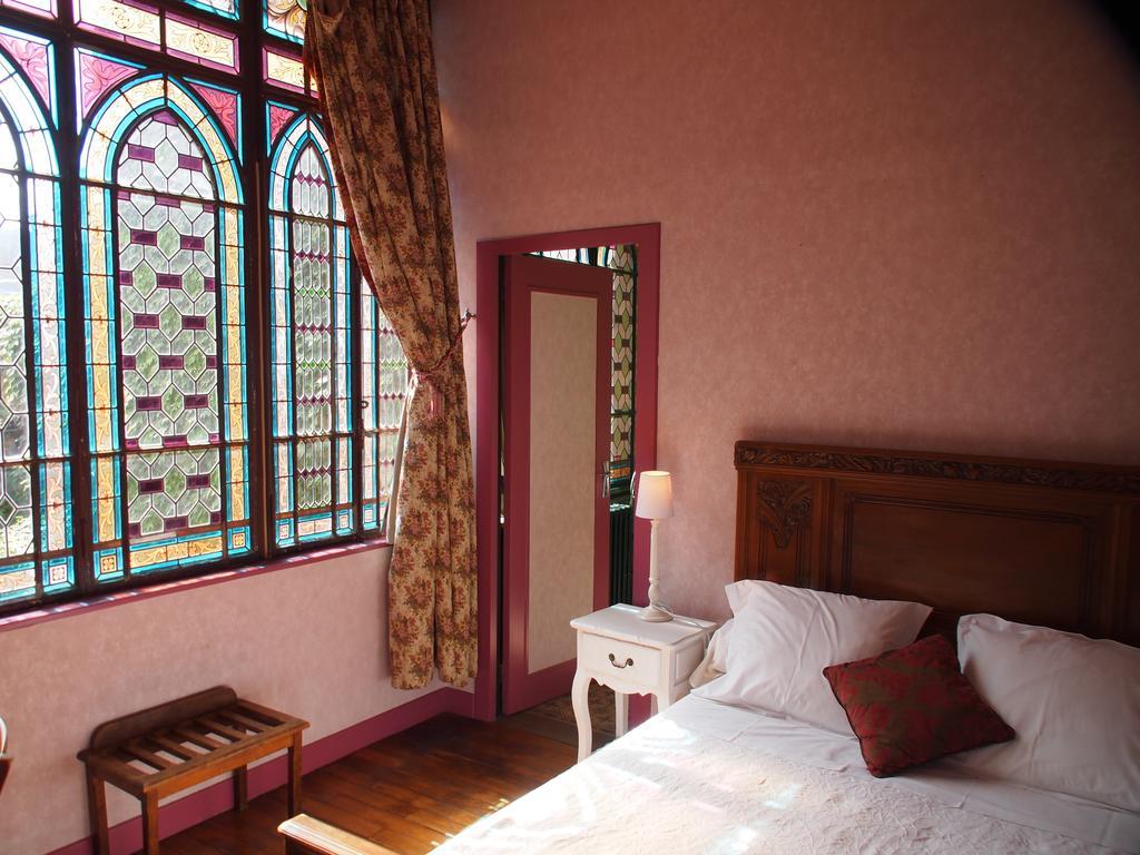 Hotel Emma Calve Millau Quarto foto